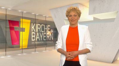 Bernadette Schrama moderiert das ökumenische Fernsehmagazin "Kirche in Bayern" am 21. April.