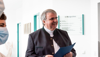 Gleich sieben Mitarbeiterinnen im Würzburger Caritashaus hatten besondere Jubiläen zu feiern.