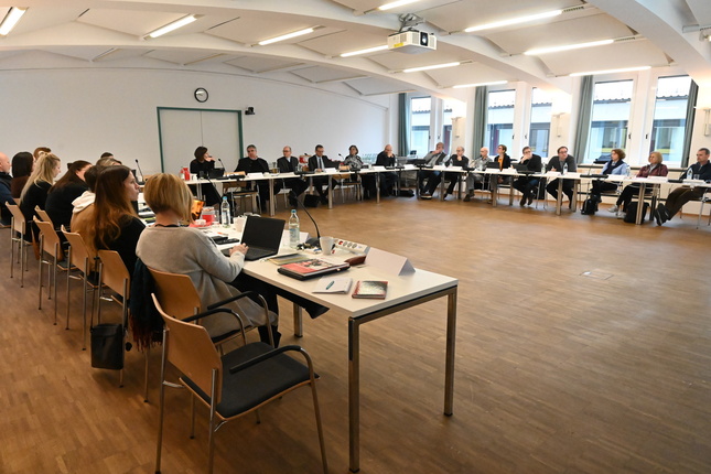 Bischofsbesuch Caritas