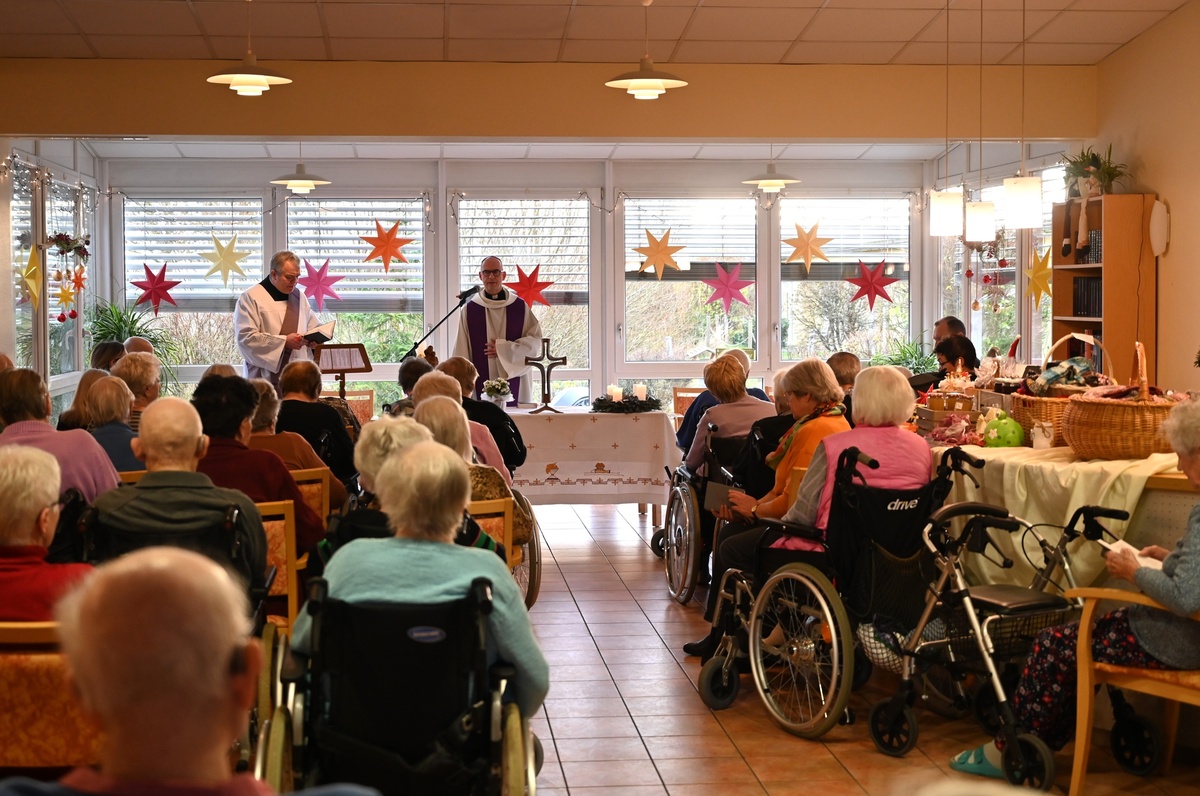 Adventsbesuch Bischof St. Helena