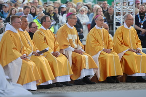 Abschlussgottesdienst 104. Deutscher Katholikentag Abschlussgottesdienst 104. Deutscher Katholikentag