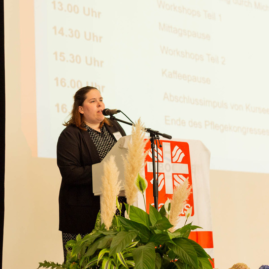 Unter dem Motto "Stärke Deine Pflege-Kraft" fand am 12. Mai 2022 in Bad Bocklet der 4. Pflegekongress der unterfränkischen Caritas statt.