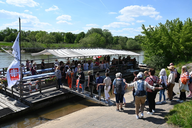 Floßfahrt zum Internationalen Tag der Pflegenden