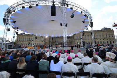 Abschlussgottesdienst 104. Deutscher Katholikentag Abschlussgottesdienst 104. Deutscher Katholikentag