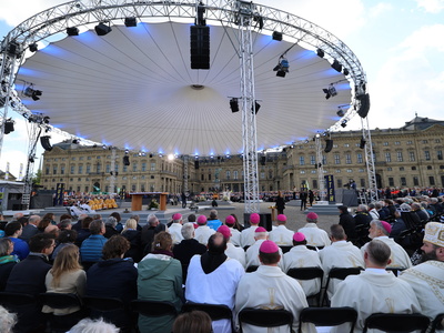 Abschlussgottesdienst 104. Deutscher Katholikentag Abschlussgottesdienst 104. Deutscher Katholikentag
