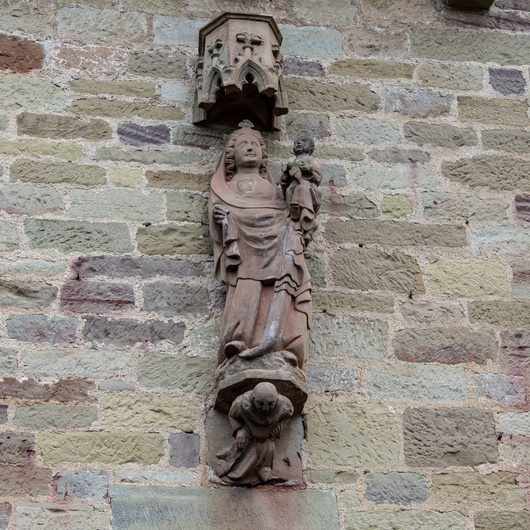 Seit fast einem Jahrhundert beherbergt das frühere Zisterzienserkloster Maria Bildhausen bei Münnerstadt eine große Einrichtung für Menschen mit Behinderung.