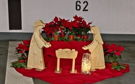 Die Weihnachtsandacht der Würzburger Wärmestube fand dieses Jahr im Parkhaus Am Theater statt.
