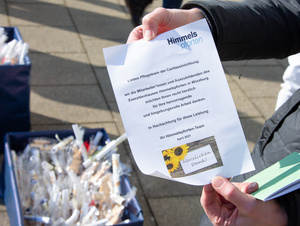 Über 300 Ostergrüße haben die Azubis des Exerzitienhauses Himmelspforten für die Bewohnerinnen und Bewohner der Caritas-Pflegeheime in Würzburg handgeschrieben.